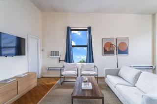 Spacious 3BR 2BA Near Central Park! - New York - 8