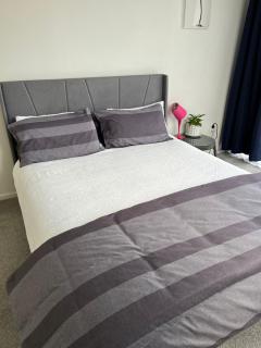 Totara Vale, Free Coffee, parking and wifi, near Glenfield Mall and highway 18,1 - 9