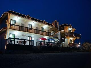 Anmyeondo Taean Romance Pension - 8