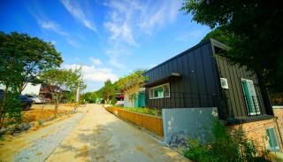 Namusori pension - - 7