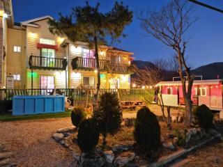 Buan Byeonsanbando Hollywood Pension - 7