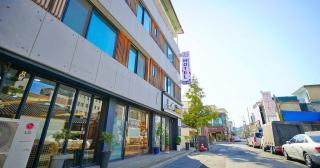 Jeonju Hanok Maeul Pungkyeong Guest and Hotel - Jeonju - 7