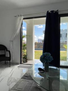 Cozy 3-Bedroom Townhouse, 10mins Walk to Beach - RV6 - Grand-Baie - 3
