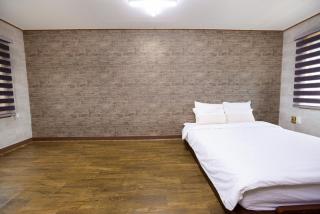 Poeguenhan Pension - Taean - 1