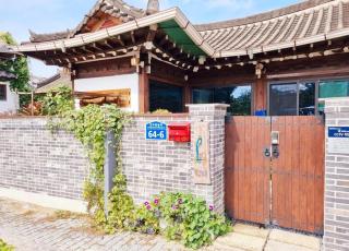Happiness on Jacuzzi Private Pension - Jeonju - 2