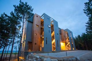 Gosung La Henne Pull Villa J - 3