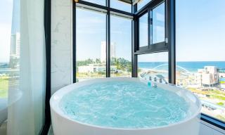 Gangneung Skaria Poolvilla - Gangneung - 3