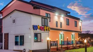 Gyeongju Byeolkids Poolvilla - Gyeongju - 7