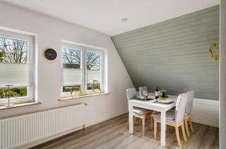 Schlossblick - Hage - 8