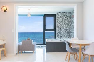 Gangneung Blanc Beach Pension - 1