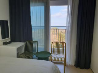 Yangyang Ocean sketch 24k - 3