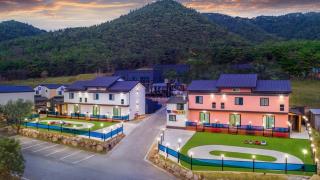 Gyeongju Haneul Kids Pool Villa - Gyeongju - 2