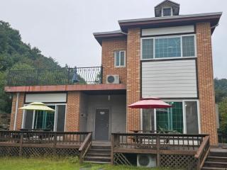 Dolmadang Cheongsu Pension - 8