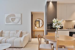 Modern 2 BR Apartment near Dubai Butterfly Garden - Dubai - 9