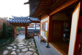 Jeonju Byeoljari Hanok Pension - Jeonju - 3
