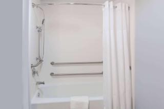 Days Inn & Suites by Wyndham Houston NW Cypress - Cypress - 3