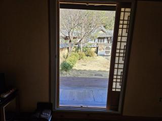 Jeonju Jiudang Hanok Stay - 5