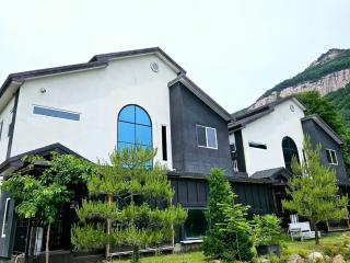 Poam Mountain Pool Villa Pension - Mungyeong - 0