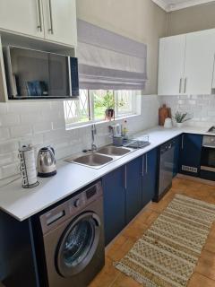 Spiros Beach Haven - Port Edward - 6