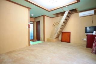 Baekmu Mountain Villa Red Clay Pension - Hamyang - 2
