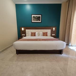 ASTRA HOTELS & SUITES WHITEFIELD NEAR TO NALLURAHALLI METRO STATION and KTPO - Bangalore - 0
