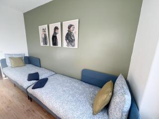 016 CHIC & COSY GRAND APPART MODERNE 65m2 HYPERCENTRE WIFI SMART TV NETFLIX - Saint-Étienne - 7