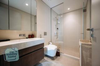 Beautiful 1BR in Emaar Beachfront with Private Beach Access - Dubai - 4