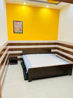 Vinayak homestay - Ayodhya - 3