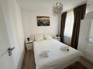 Lazy's Haven - Chic Central Escape in Bucharest - Bucarest - 8