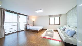 Geoje Lohas Condo Pension - 1