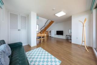Donghae Hill House Pension - 8