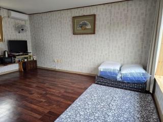 Hongcheon Yongho River Pension - Hongcheon - 3