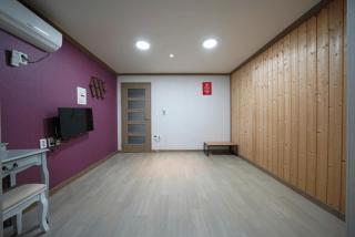 Cheongdo Persimmon Ville Pension - 3
