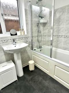 3-Bedroom Homely Retreat near Windsor - Burnham - 5