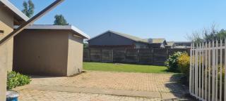 Dragon Sleep-Inn Comfort Budget Accommodation - Newcastle - 6