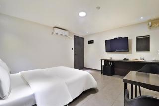 Anyang Rivera Hotel - 5