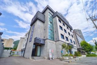 Changnyeong Hotel 74st - Changnyeong - 7