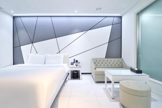 Miryang The One Unmanned Hotel - 8