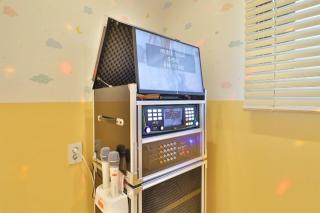 Yangsan Almond Kids Pool Villa Hotel Tongdosa Branch - Yangsan - 2