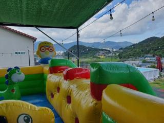 A Great View Kids Pool Villa Pension - Miryang - 9