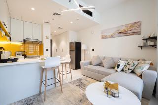UrbanHomes - Cozy Spacious Exceptional Studio in Heart of Dubai at JVC - Dubai - 5