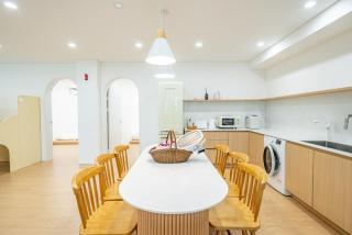 Gyeongju Casa Mellow Kids Pool Villa - Gyeongju - 6