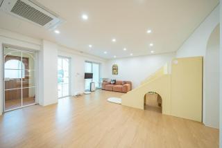 Gyeongju Casa Mellow Kids Pool Villa - Gyeongju - 3