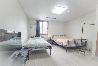Jeju Dongmun Residence Hotel - 3