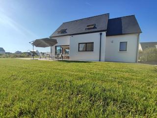 Grande maison neuve classée 4 étoiles à 300m de la mer - Plobannalec-Lesconil - 0