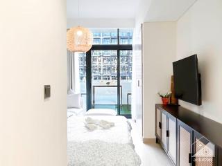 Meydan Bliss Luxurious Studio with Private Balcony - Dubai - 8