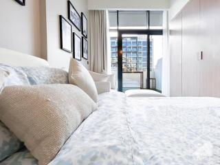 Meydan Bliss Luxurious Studio with Private Balcony - Dubaï - 2