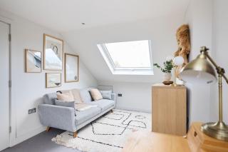 The Fulham Classic - Spacious 4BDR House with Balcony and Garden - Londra - 2