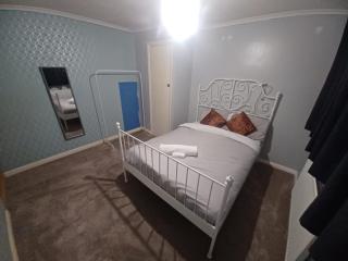 The Rushdon - Stifford - 4