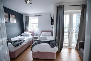 Stunning Cardiff Wharf View 4 Bed Free Parking - Cardiff - 8